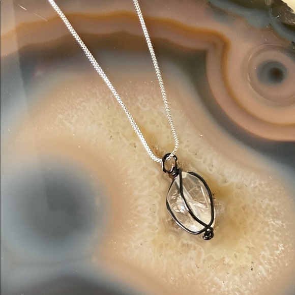 Clear quartz wire wrap necklace Handmade - Picture 2 of 7